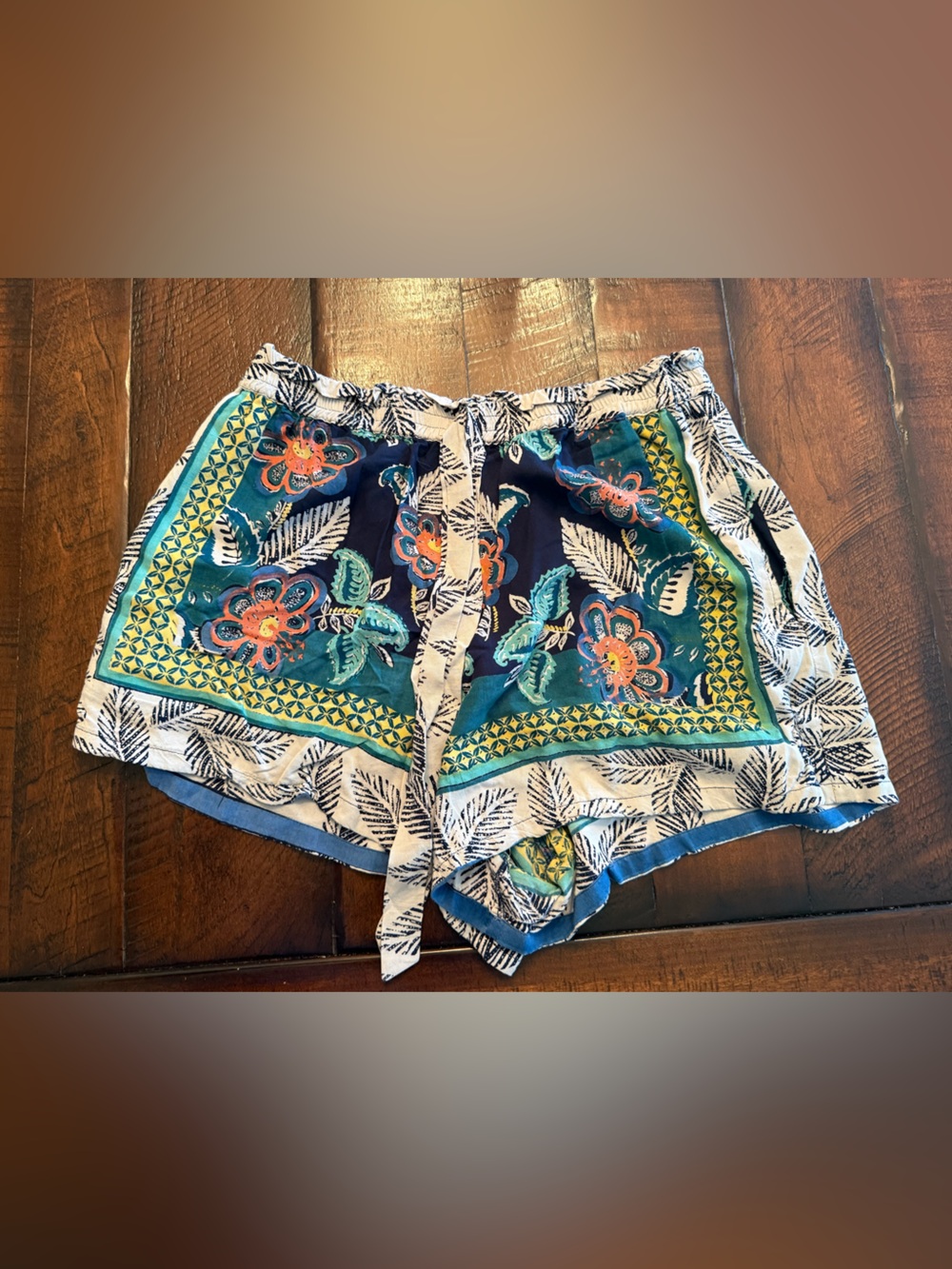 Mossimo Supply Co. Navy Teal Floral Print Women’s Shorts